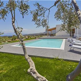 3 bedroom villa with pool near Scopollo, sleeps 6